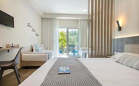Akti Liakada Hotel